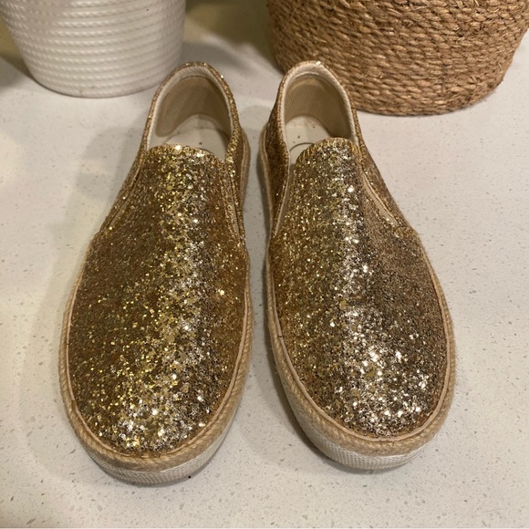 Jack Roger’s Gold Glitter Slip-On Sneakers Women's 6.5M - Picture 2 of 7